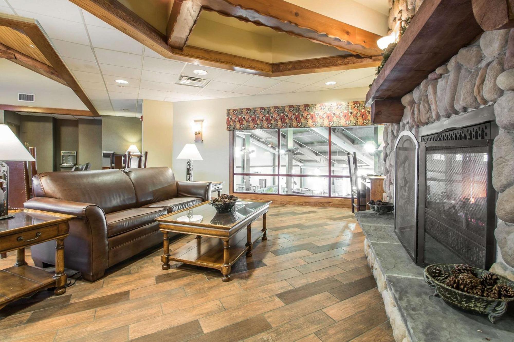 Bluegreen Vacations Christmas Mountain Village, An Ascend Resort Вісконсин Деллс Екстер'єр фото